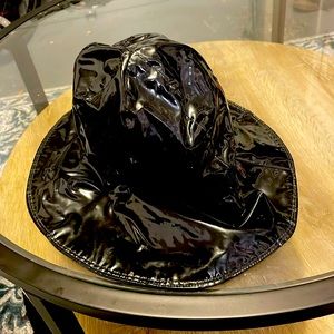 Vintage black bucket hat